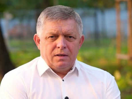 Fico odmieta vyslať slovenských vojakov a varuje pred vojnou NATO